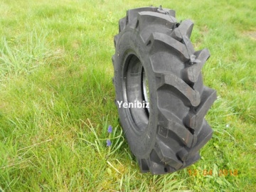 Landbouwband voor -12" - Iseki : Sial/Hunter, Sial/Hunter 18s/TH18, TE3210, TF17, TF19, TF173, TF193, TU, TU160, TU170, TU175, TU1700, TU1900, TU2100, TU PP
Kubota : A-175, A-195, A19, Aste, B72, B1902, B2410, B2420, GB18(F), GB20(F), GB160, GB180, GB200
Yanmar : F17
