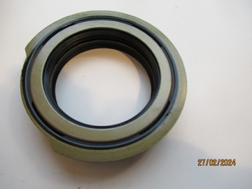 Oliepakking achter as - Kubota : A13, A14, Aste, B1-10, B10, B4200, B5000, B5001, B5100, B6000, B6001
Zen-Noh : ZB5000, ZB5001, ZB6000, ZB6001
