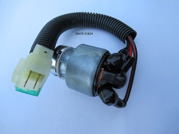 Schakelcontact  - Kubota : GL19, GL21, GL23, GL25, GL26, GL27, GL29, GL32, GL33, GL200, GL201, GL220, GL221, GL240, GL241, KL, KL21, KL23, KL25, L1-185, L1-195, L1-205, L1-215, L1-225, L1-245, L1-275, L2250
